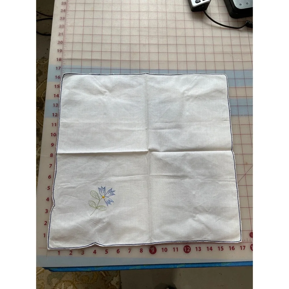 Vintage White Cloth Napkins Set of 3 Blue Floral Embroidery Scalloped Edge 16x17